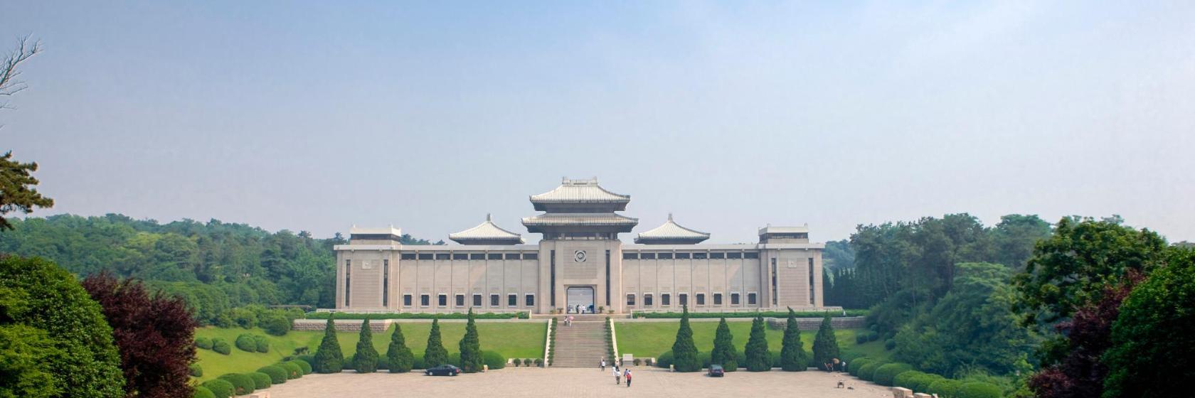 Terrace of Raining Flowers